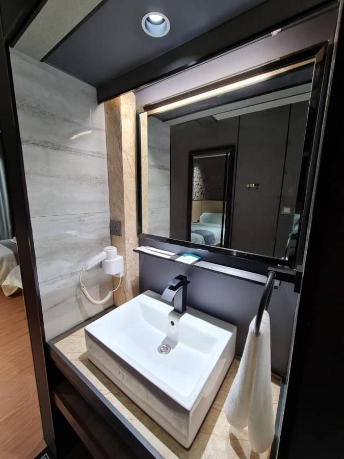 Extreme Boutique Hotel Kluang Dış mekan fotoğraf